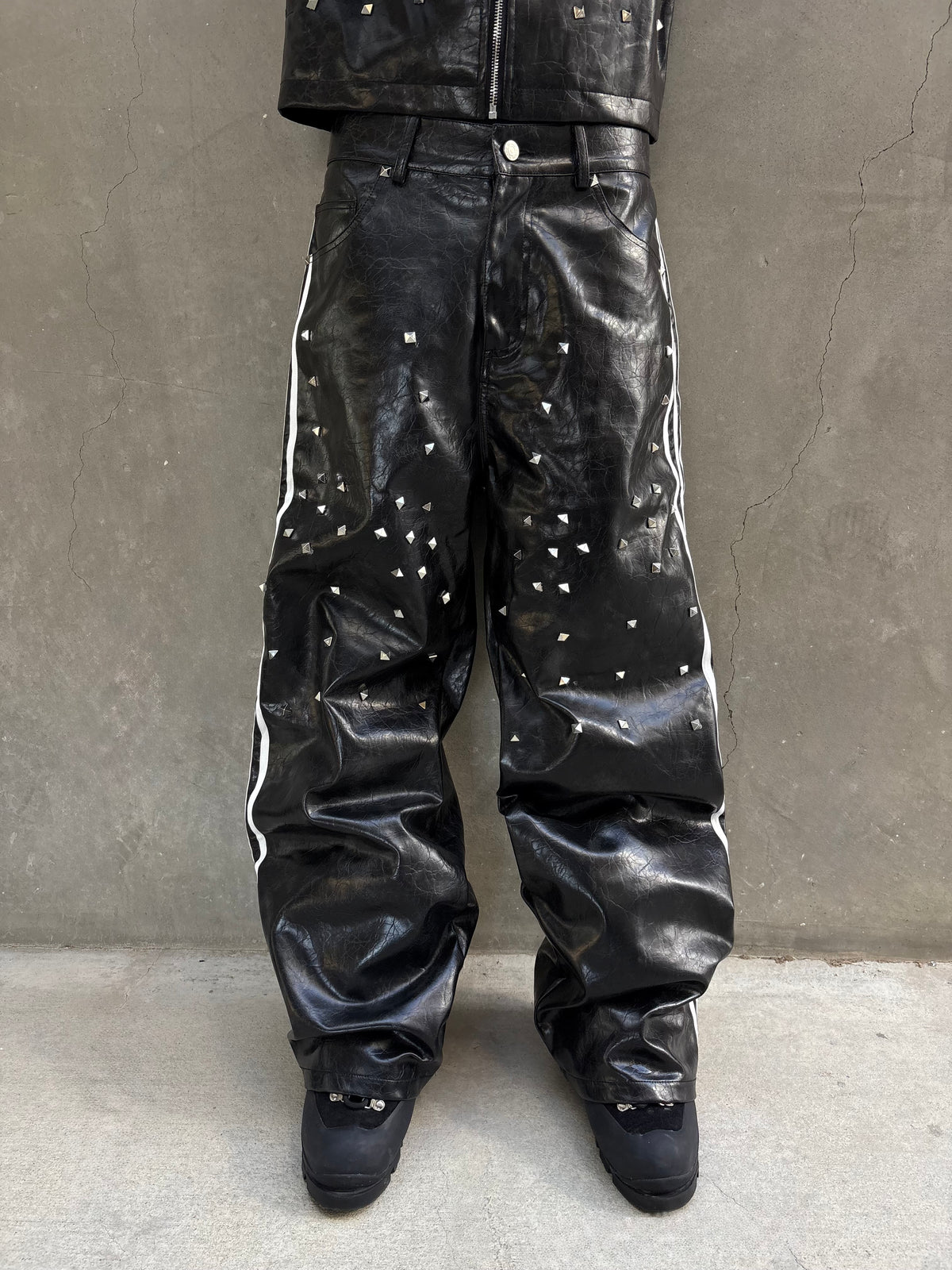 “BLACK POLAR” - Pants (PRE-MADE)